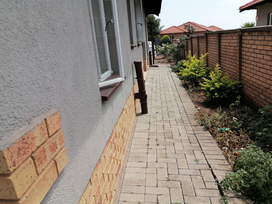 3 Bedroom Property for Sale in Waterkloof North West